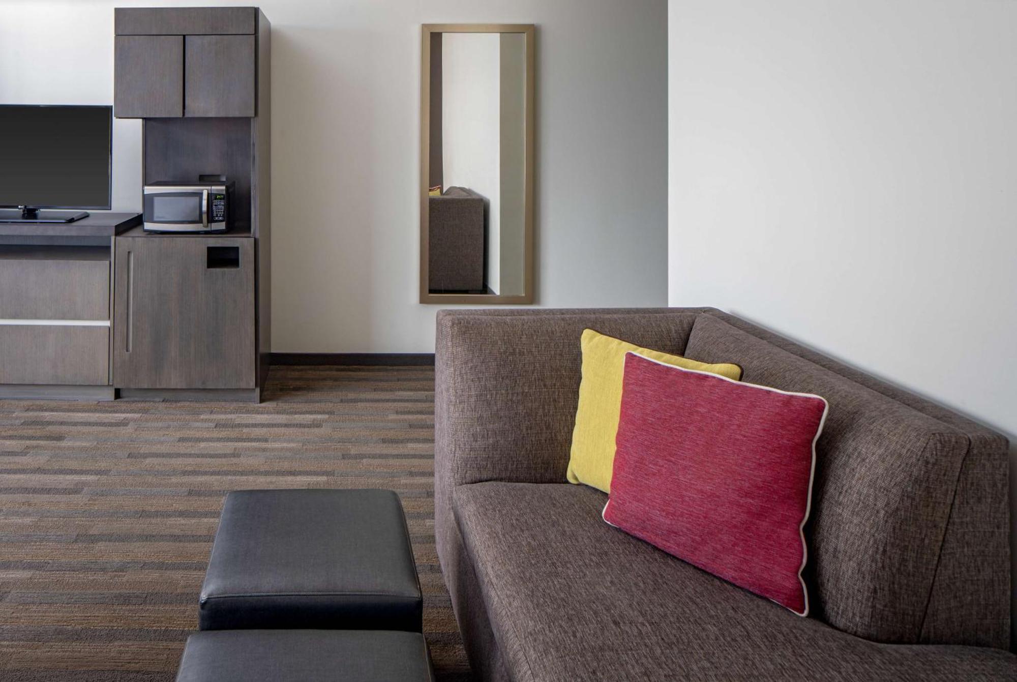 Hyatt House New Orleans Downtown Hotel Bagian luar foto