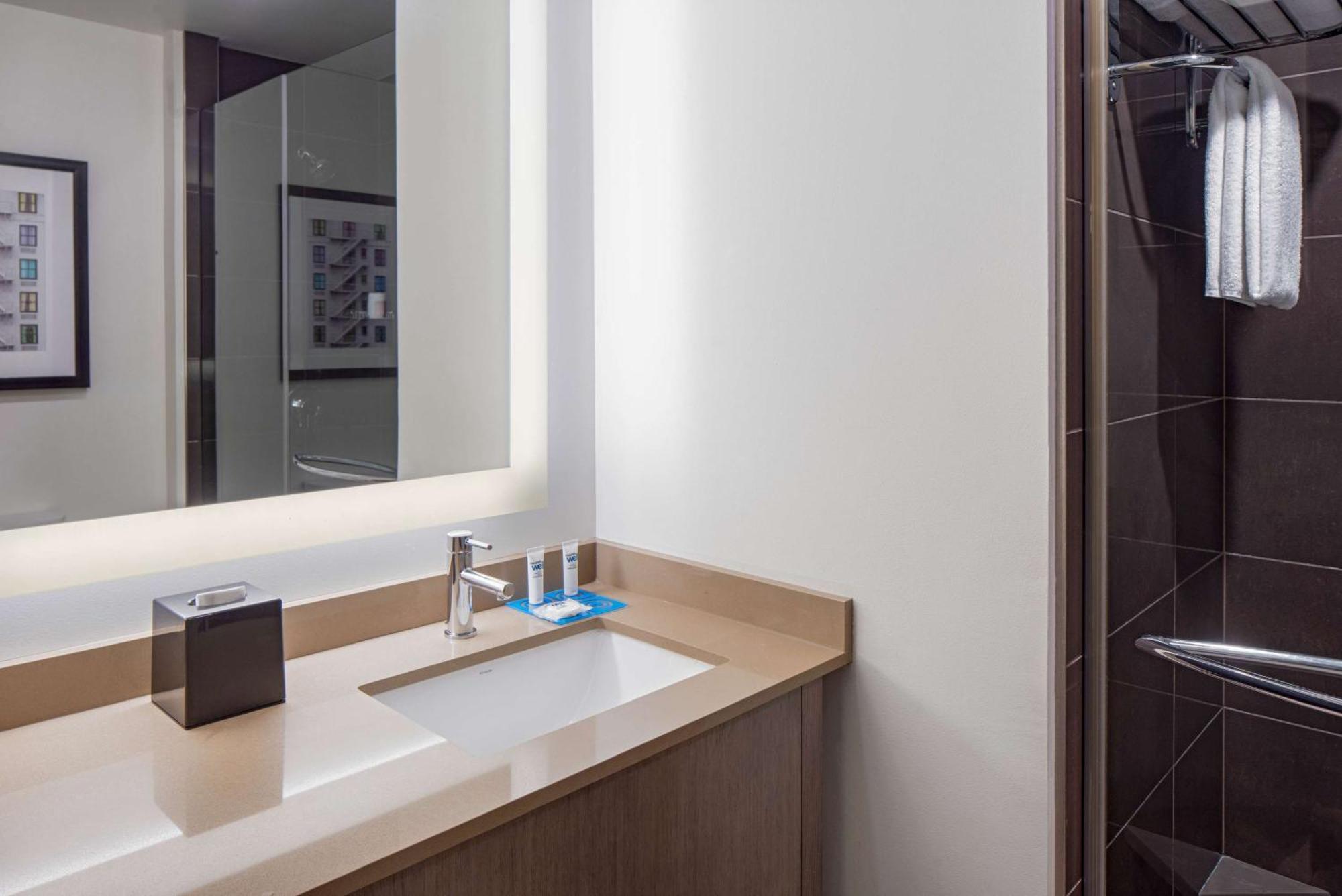 Hyatt House New Orleans Downtown Hotel Bagian luar foto